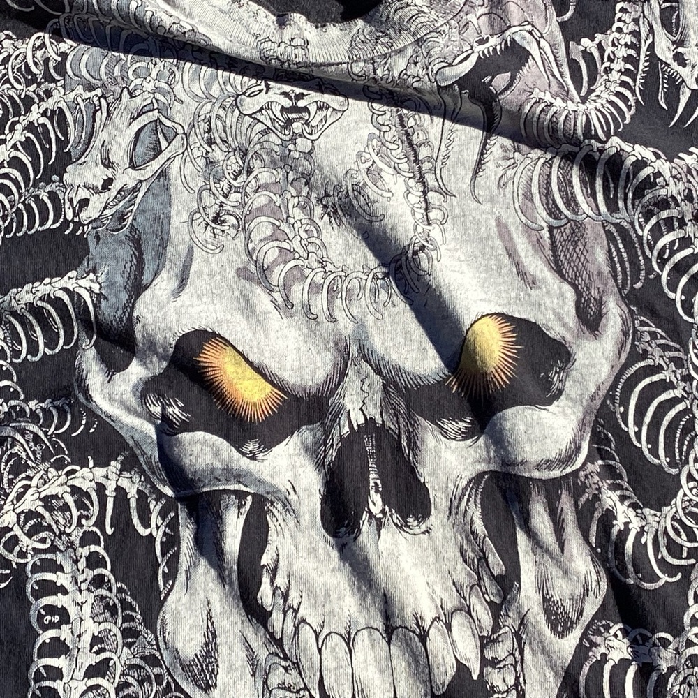 1993 Liquid Blue Mens Graphic Tee XL Cotton Vintage - Picture 10 of 16